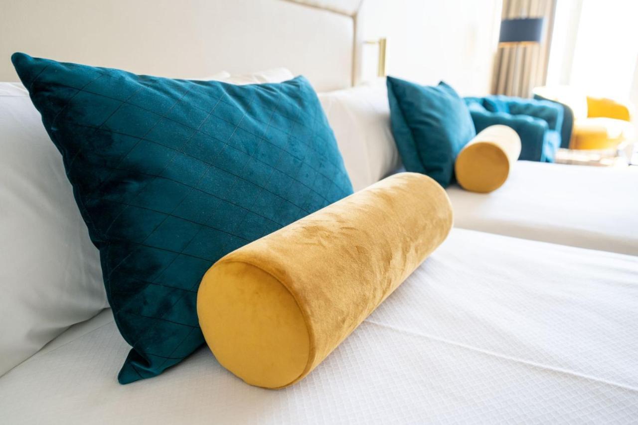 Seth Port Mahon Hotel ภายนอก รูปภาพ