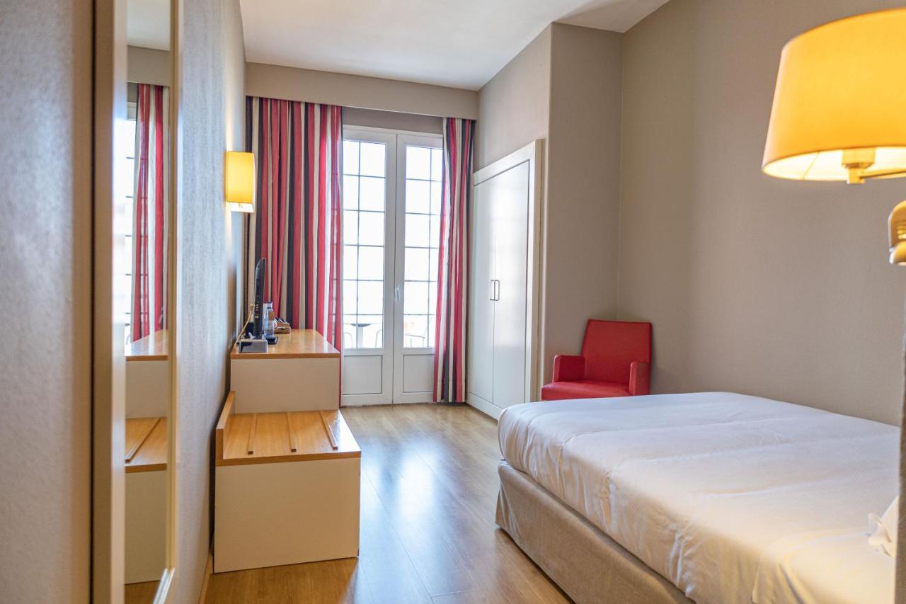 Seth Port Mahon Hotel ภายนอก รูปภาพ