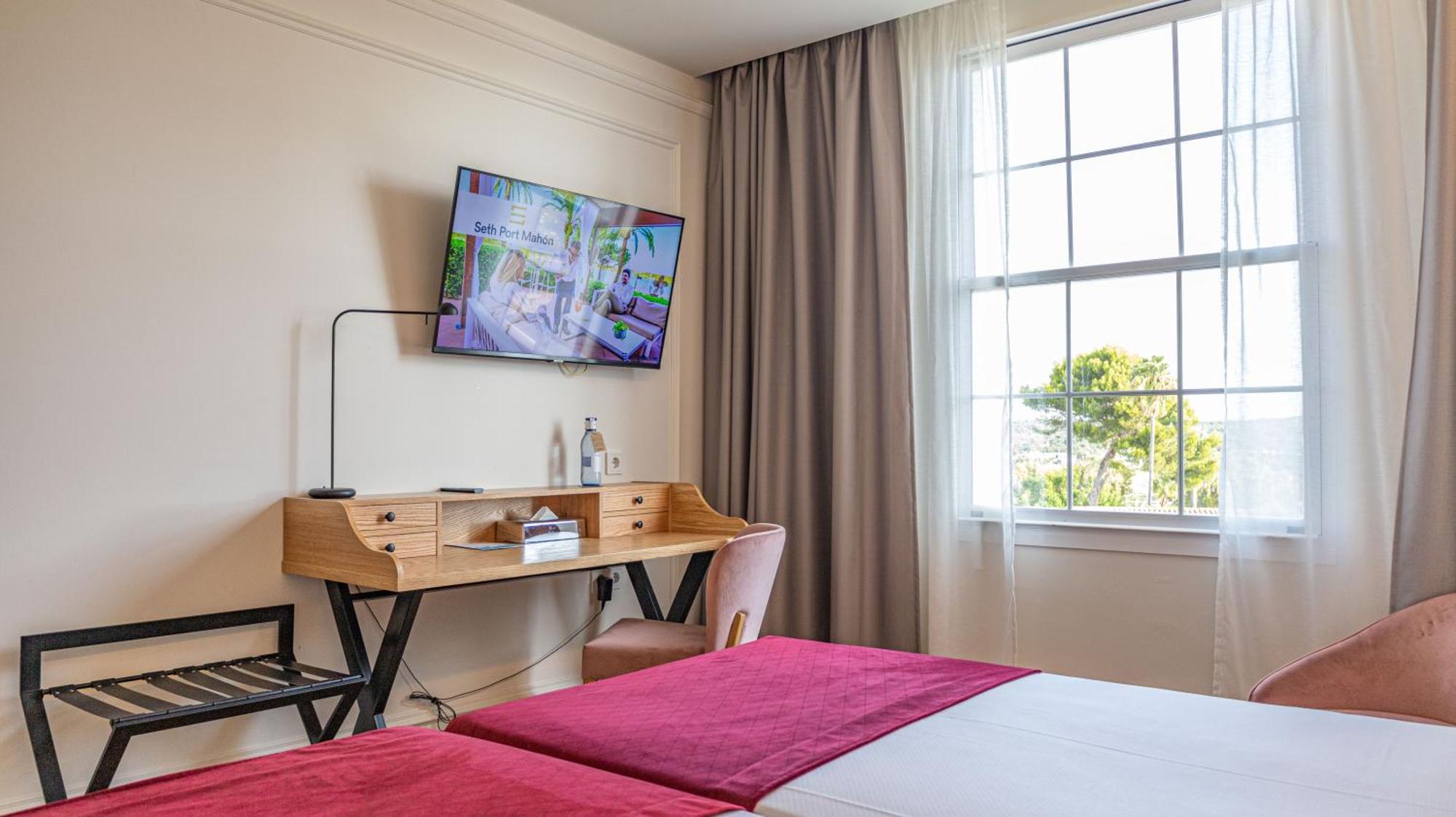Seth Port Mahon Hotel ภายนอก รูปภาพ