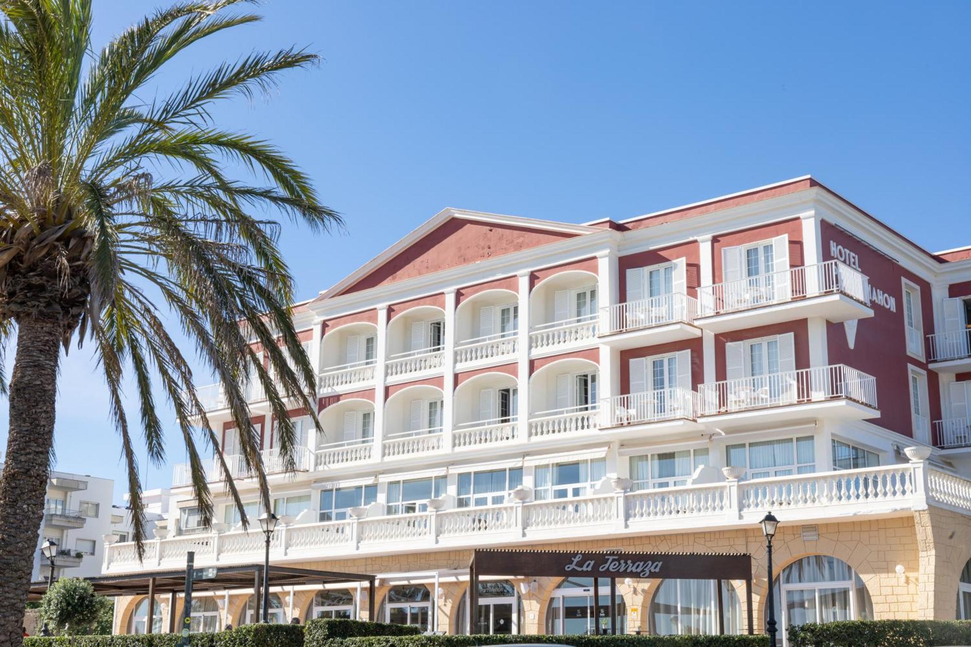 Seth Port Mahon Hotel ภายนอก รูปภาพ